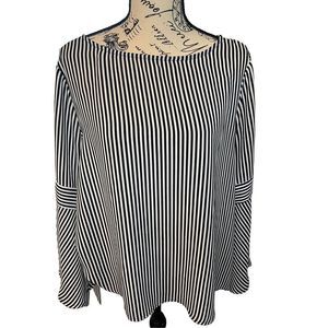 W5 Women's Black And White Striped Bell Sleeve With Bow Tie Blouse Size XL